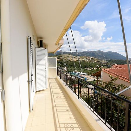 Vasili'S Family Apartments Himare Ngoại thất bức ảnh