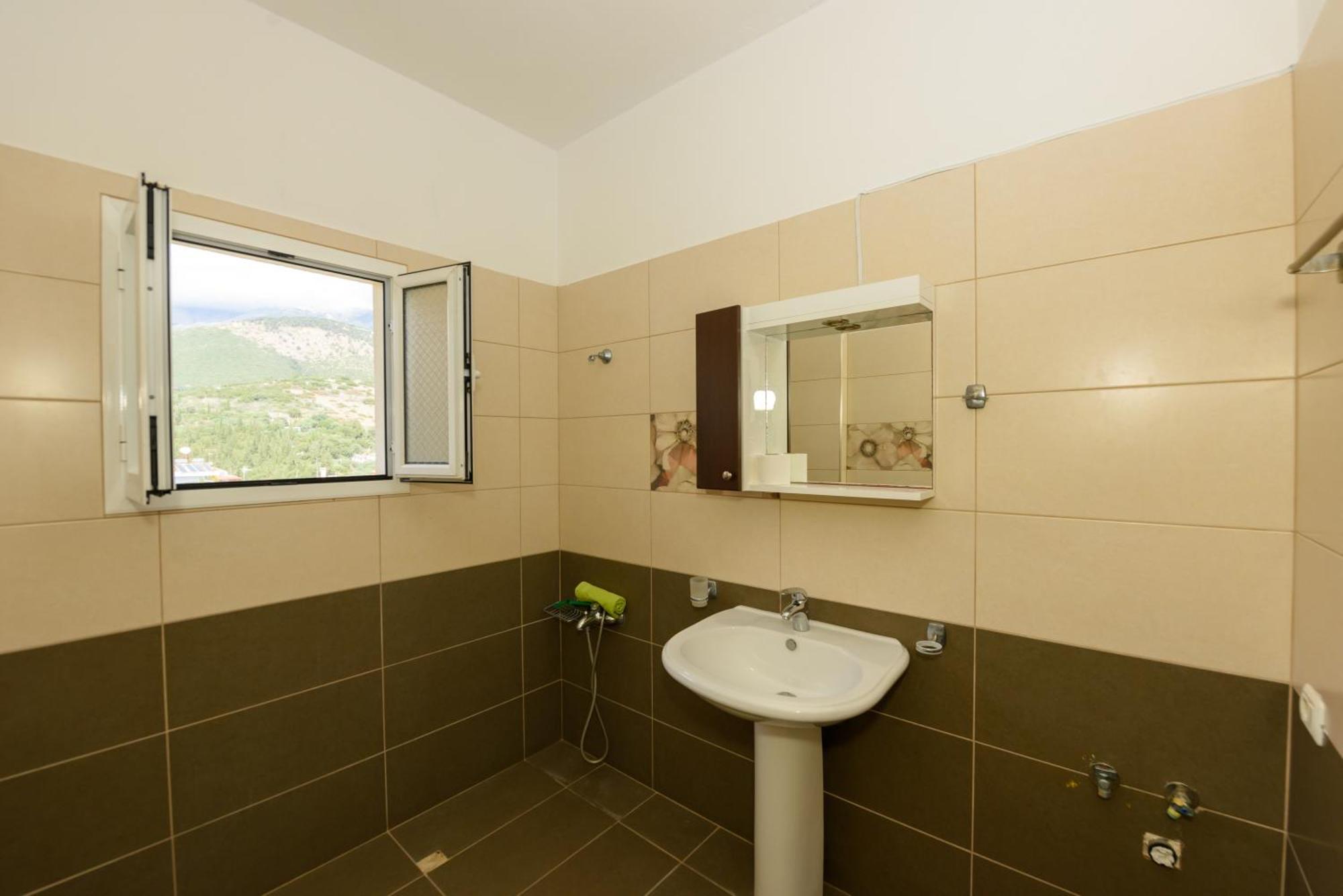 Vasili'S Family Apartments Himare Ngoại thất bức ảnh