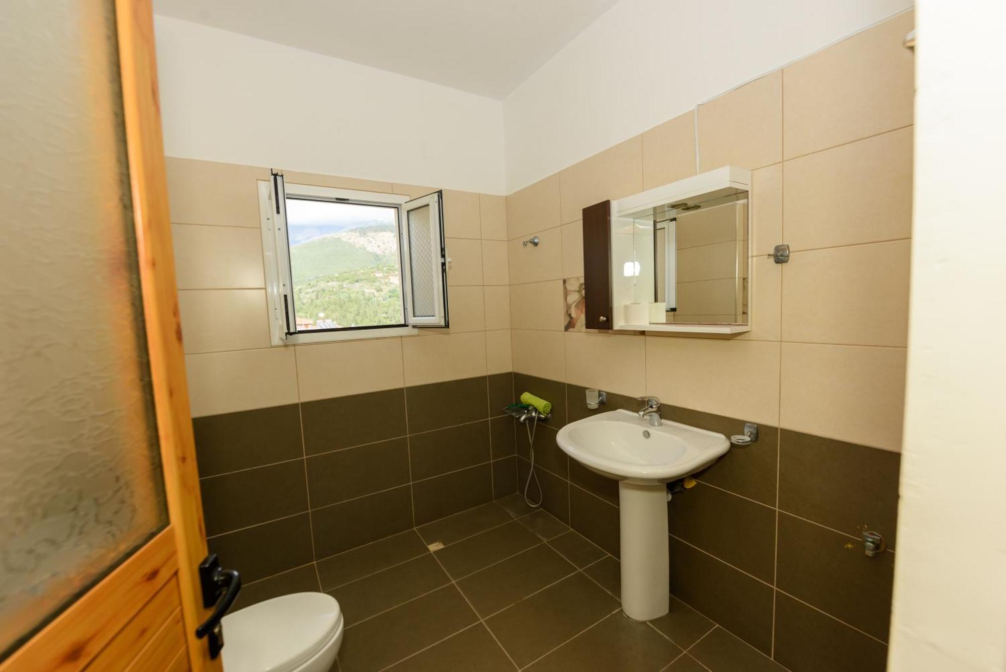 Vasili'S Family Apartments Himare Ngoại thất bức ảnh