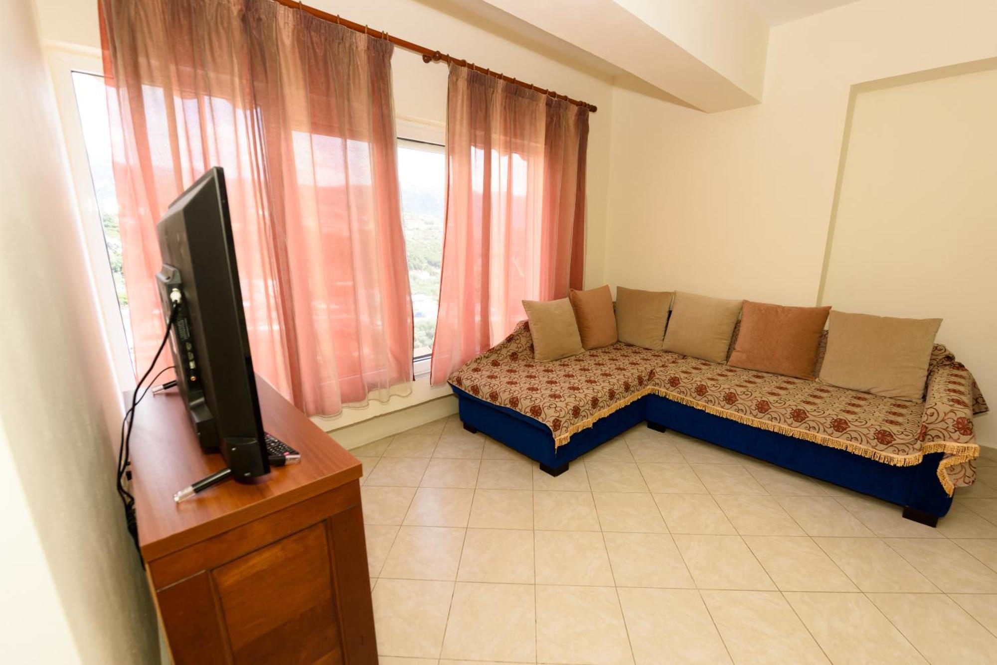 Vasili'S Family Apartments Himare Ngoại thất bức ảnh