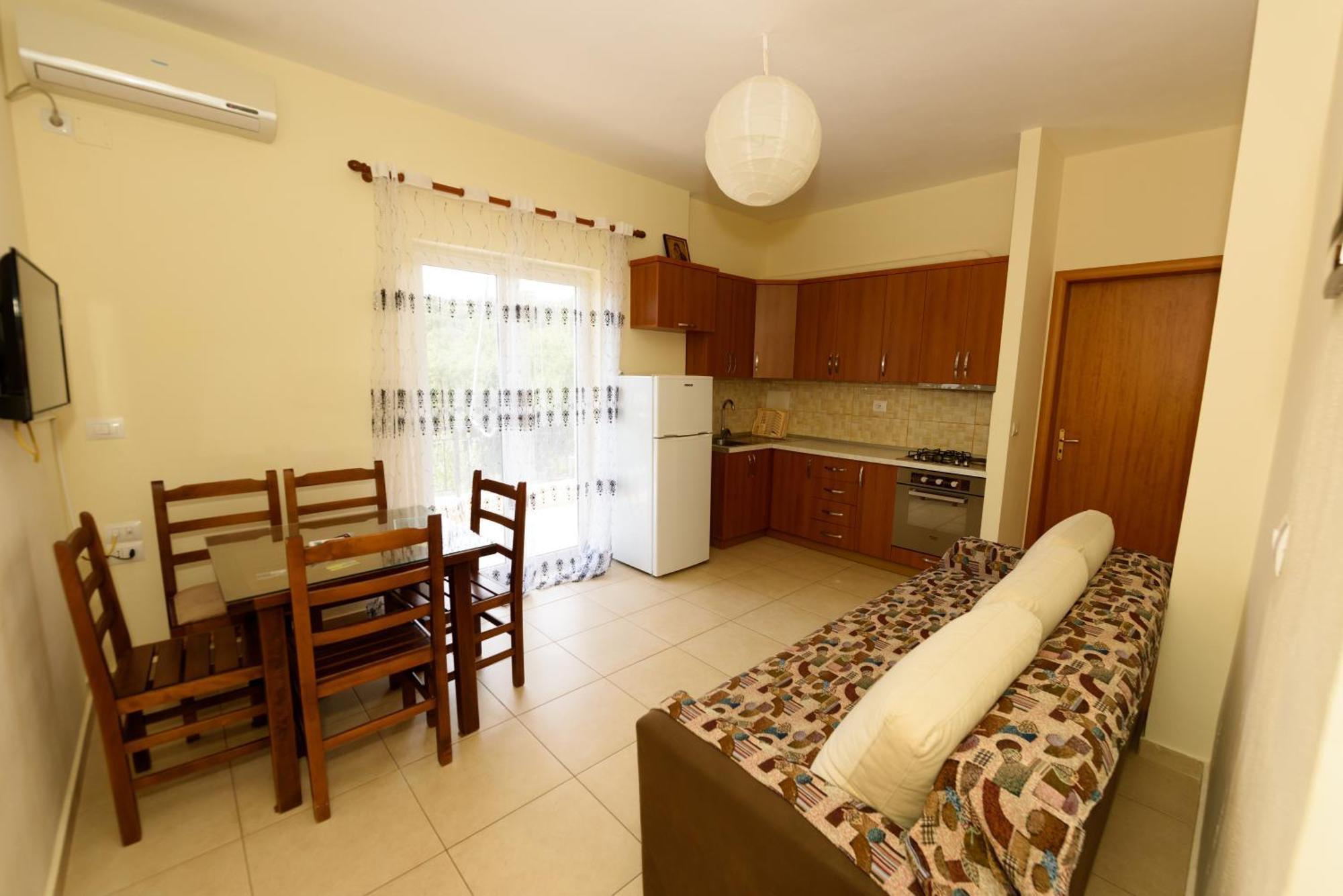 Vasili'S Family Apartments Himare Ngoại thất bức ảnh